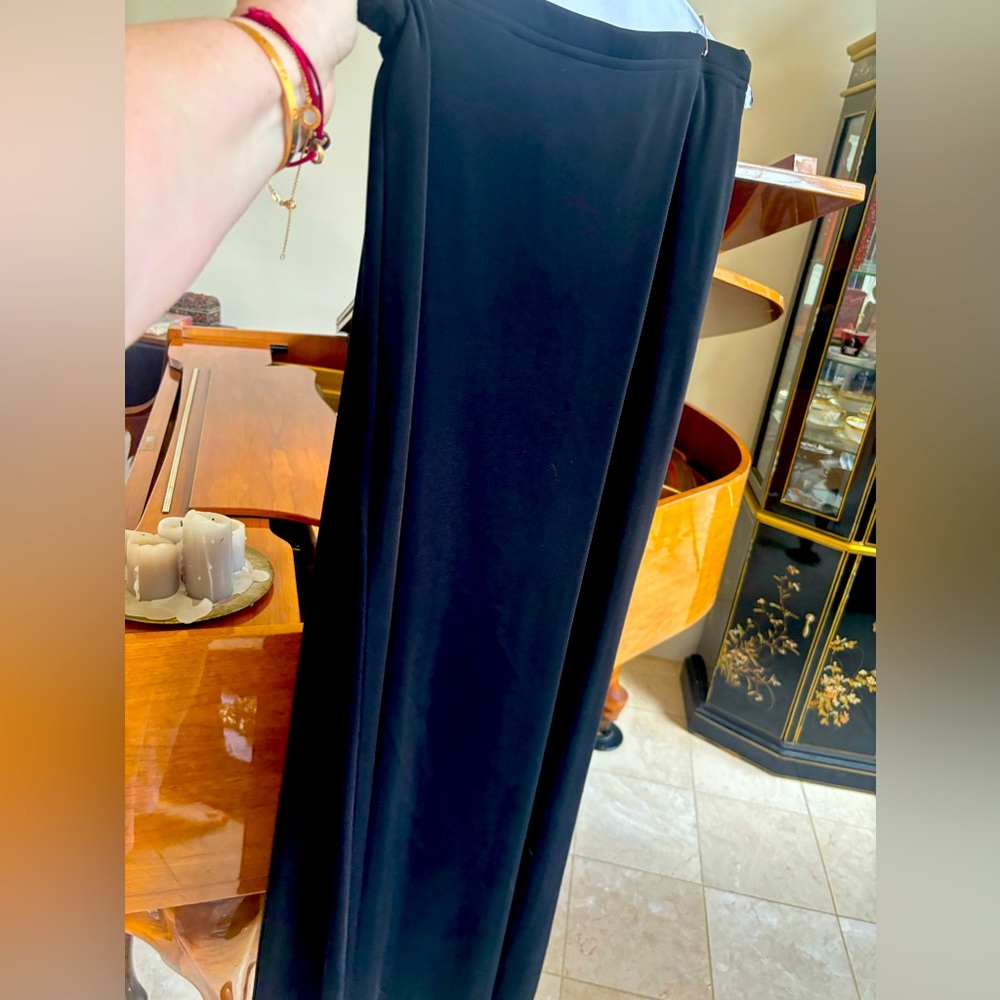 Tadashi black Skirt
